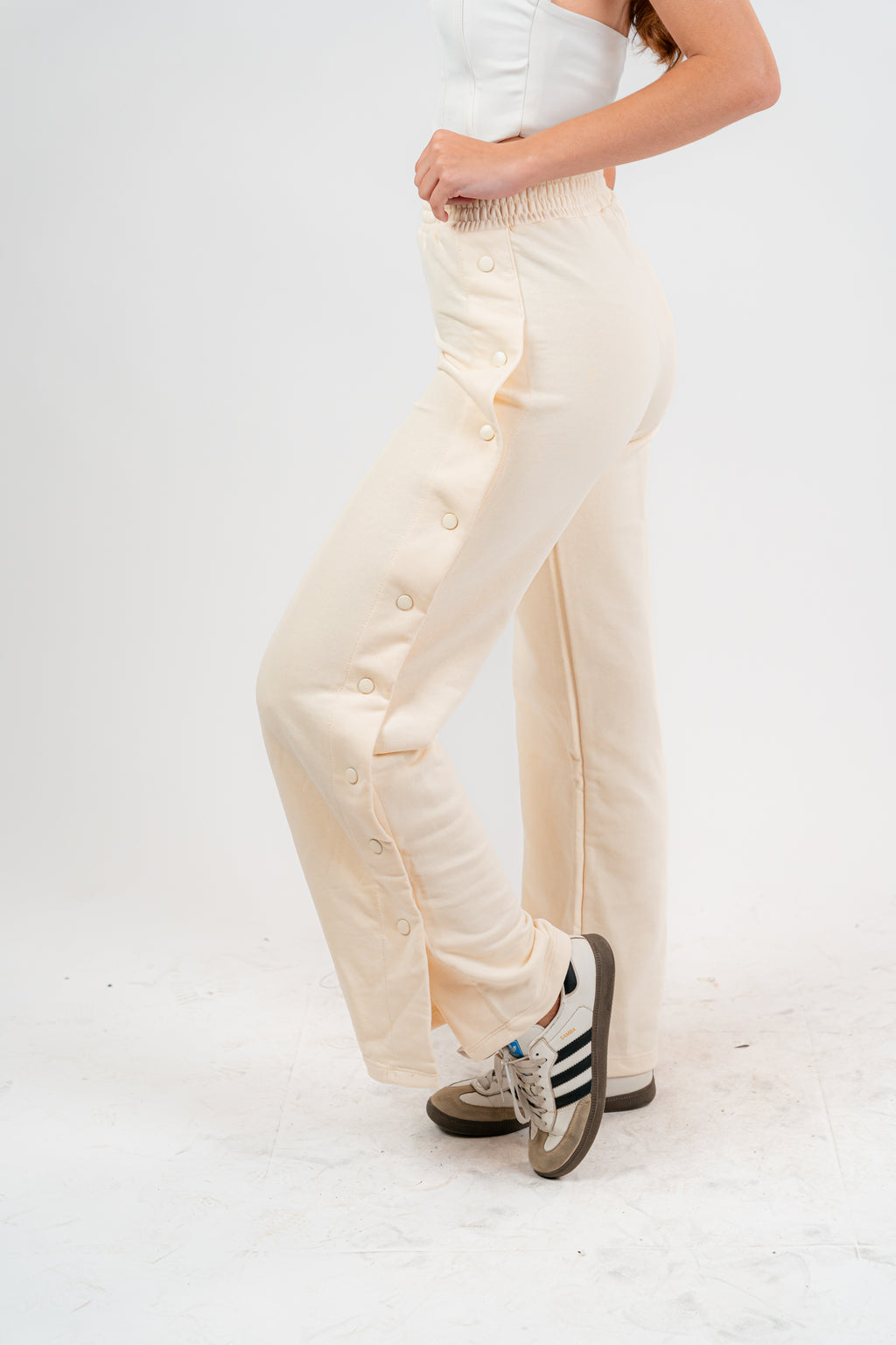 The Snap-Track Wideleg